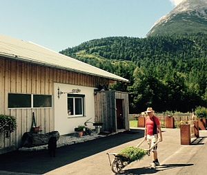 Tiroler Handarbeit